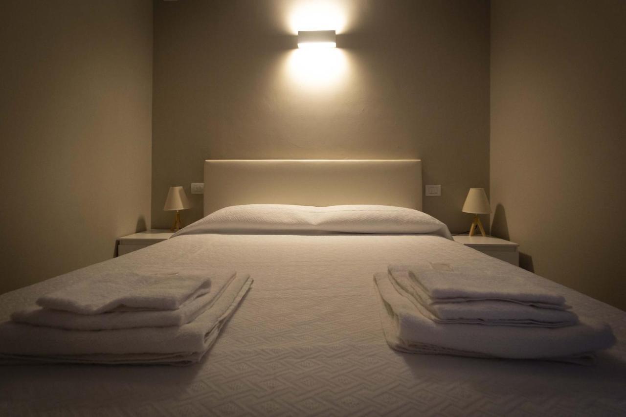 Agriturismo Cascina Carai 马罗内 外观 照片